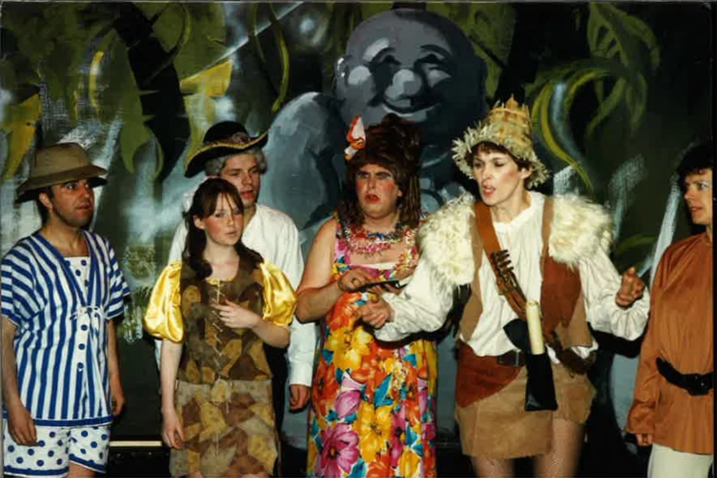 1986-12 Robinson Crusoe 10