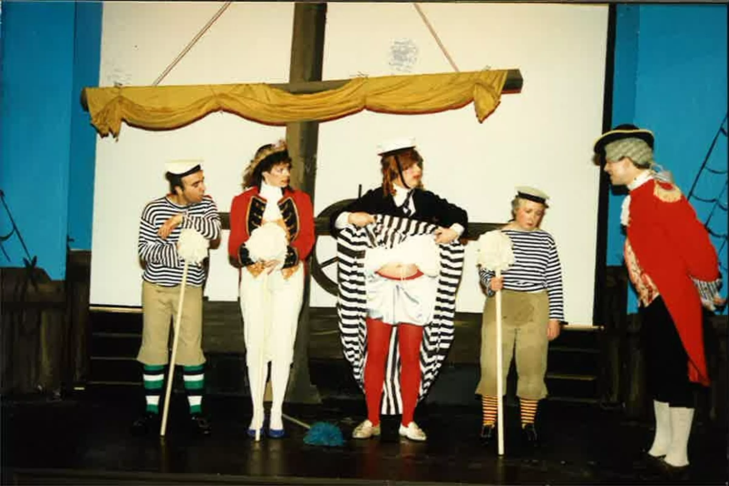 1986-12 Robinson Crusoe 12