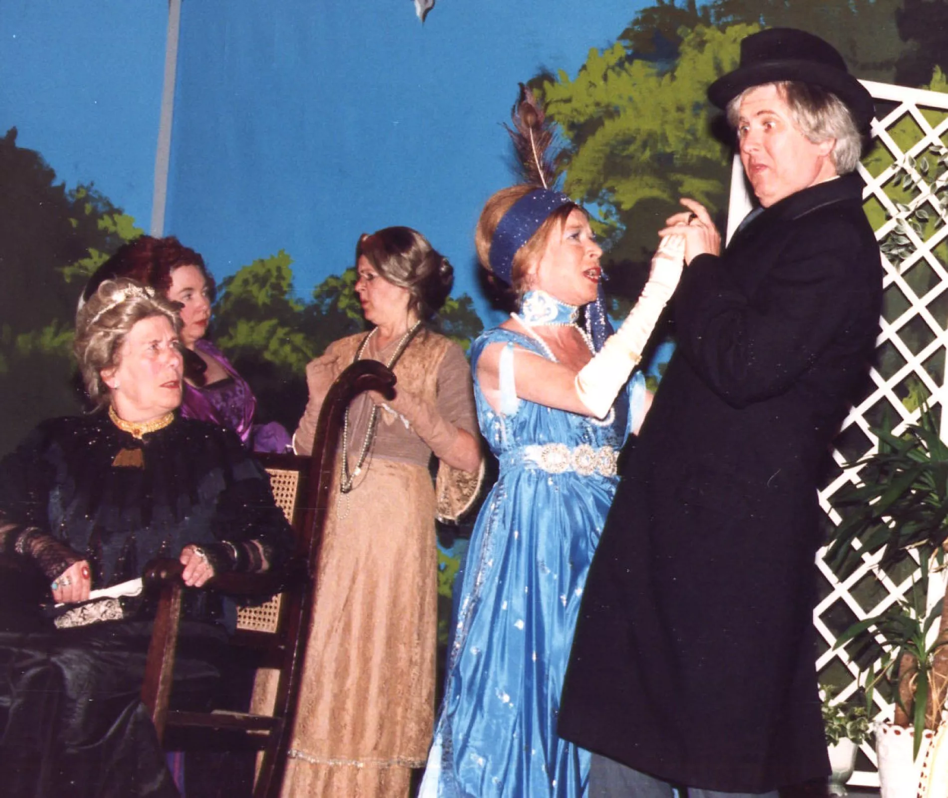 1987-05 Ring Round The Moon 01