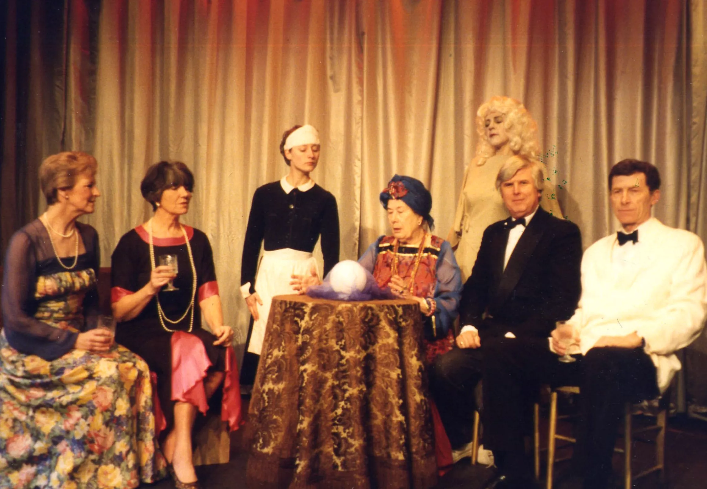 1994-05 Blithe Spirit 01