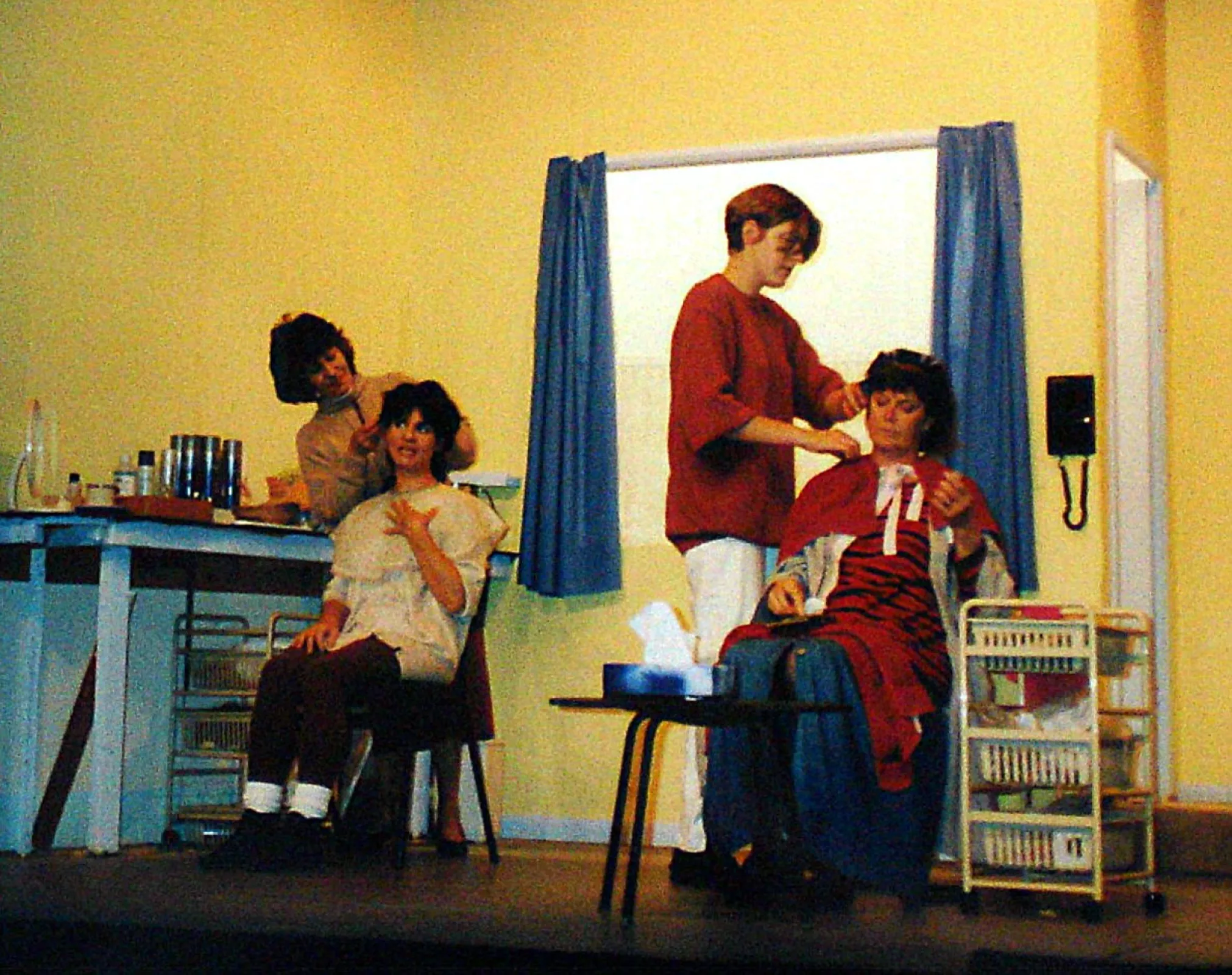 1995-09 Steel Magnolias 01
