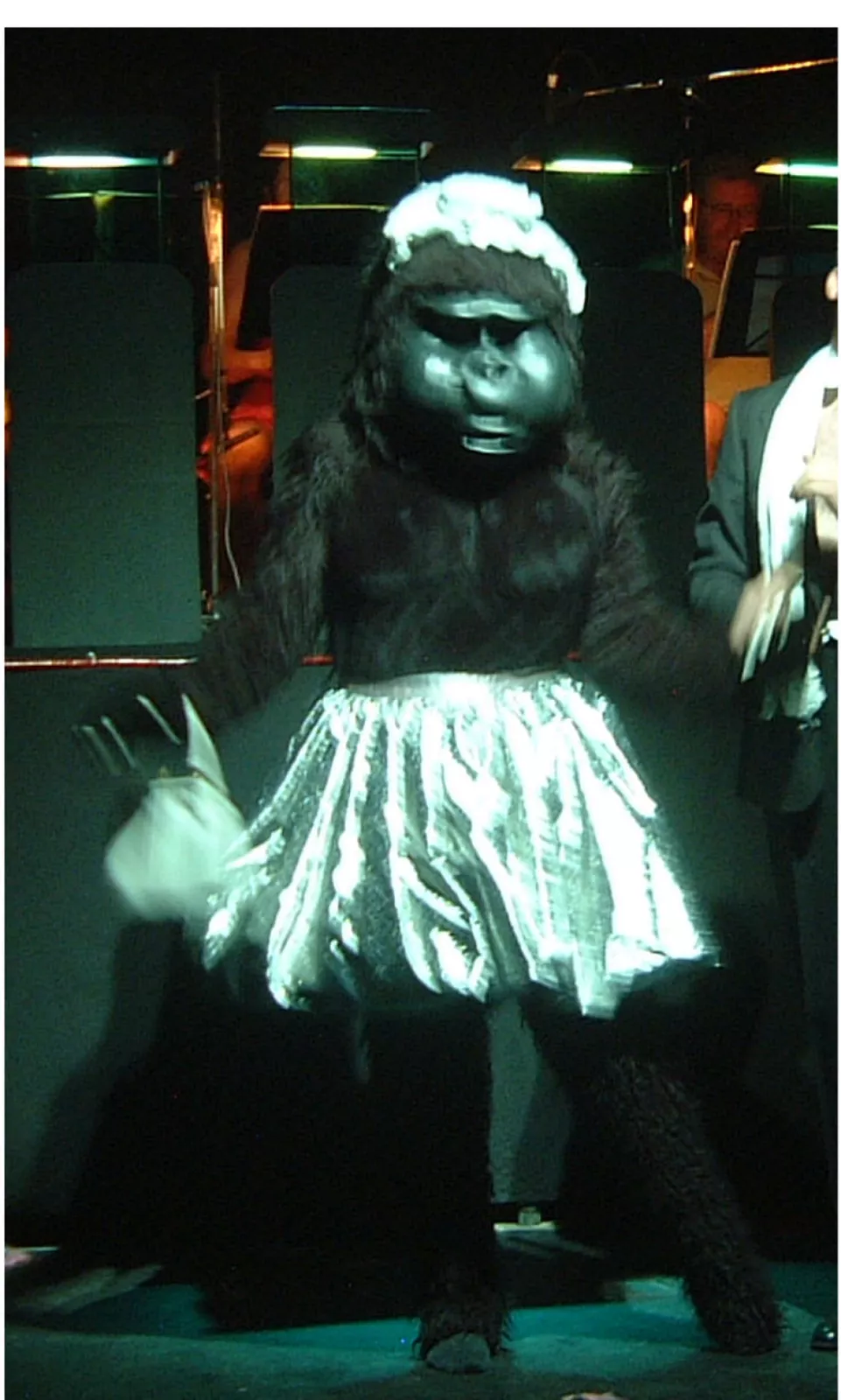 2003-06 Cabaret 03